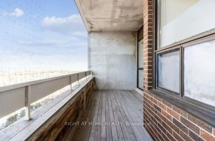 Photo 12 of Unit 1912, 25 Kensington Road, Brampton, Queen Street Corridor — HOMEH