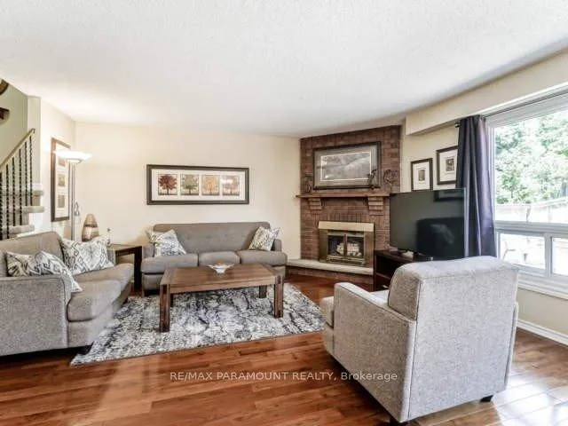 Photo 7 of 4 Astoreville Square, Brampton, Heart Lake East — HOMEH