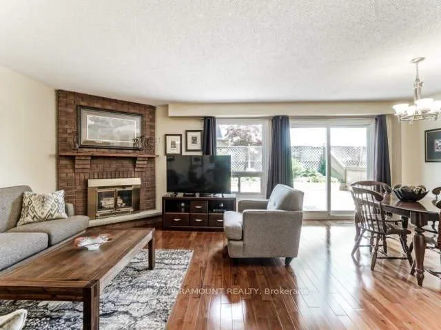 Photo 11 of 4 Astoreville Square, Brampton, Heart Lake East — HOMEH