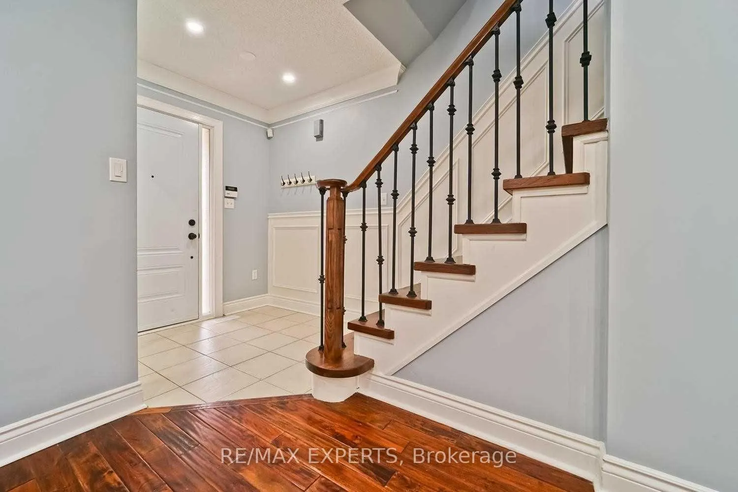 Photo 12 of 357 Brisdale Drive, Brampton, Fletcher's Meadow — HOMEH
