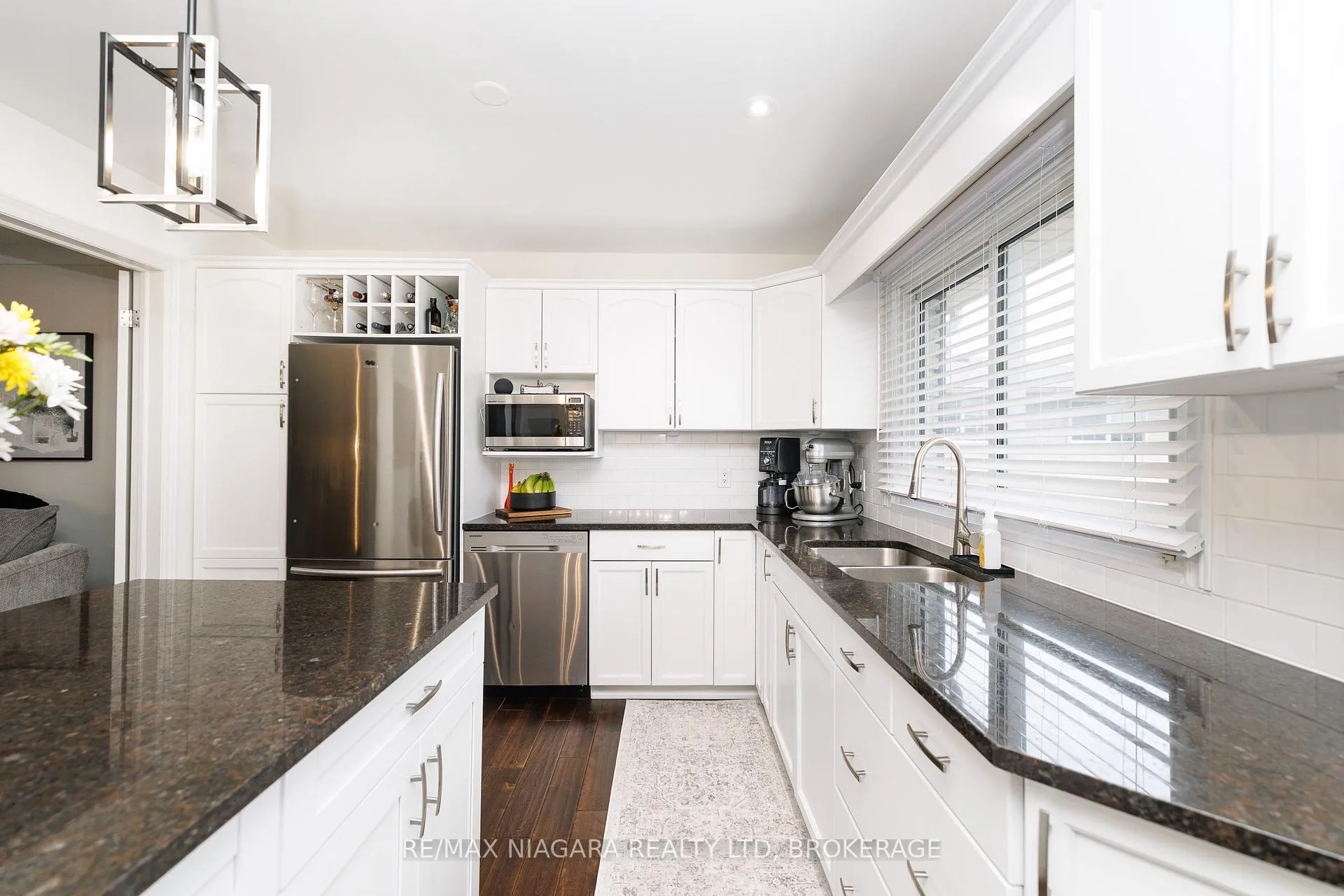 Photo 5 of 7013 Glengowan Crescent, Niagara Falls, Casey — HOMEH