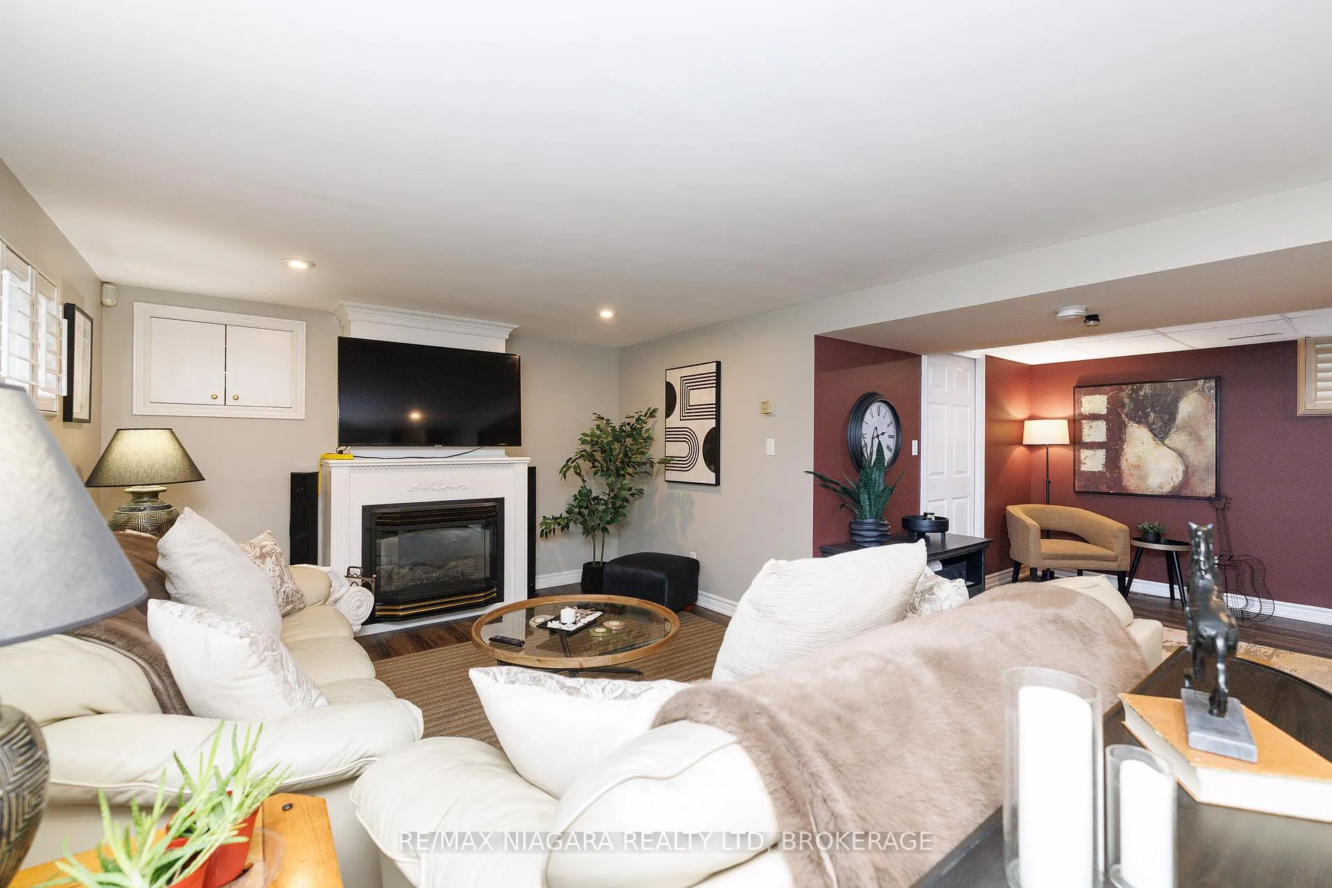 Photo 12 of 7013 Glengowan Crescent, Niagara Falls, Casey — HOMEH