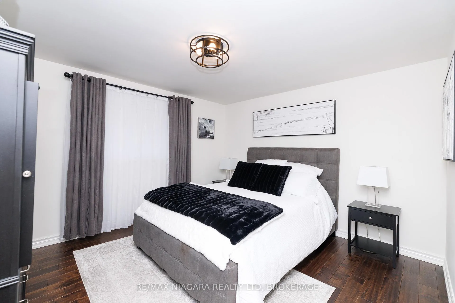 Photo 15 of 7013 Glengowan Crescent, Niagara Falls, Casey — HOMEH