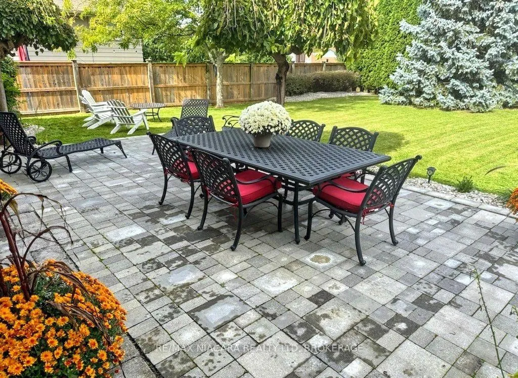 Photo 20 of 7013 Glengowan Crescent, Niagara Falls, Casey — HOMEH