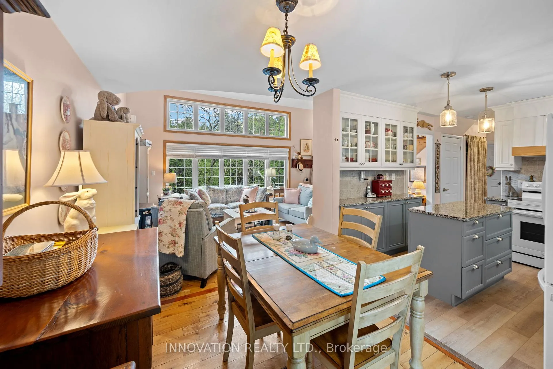 Photo 14 of 208 Davis Road, North Grenville, North Grenville Twp (Kemptville South) — HOMEH