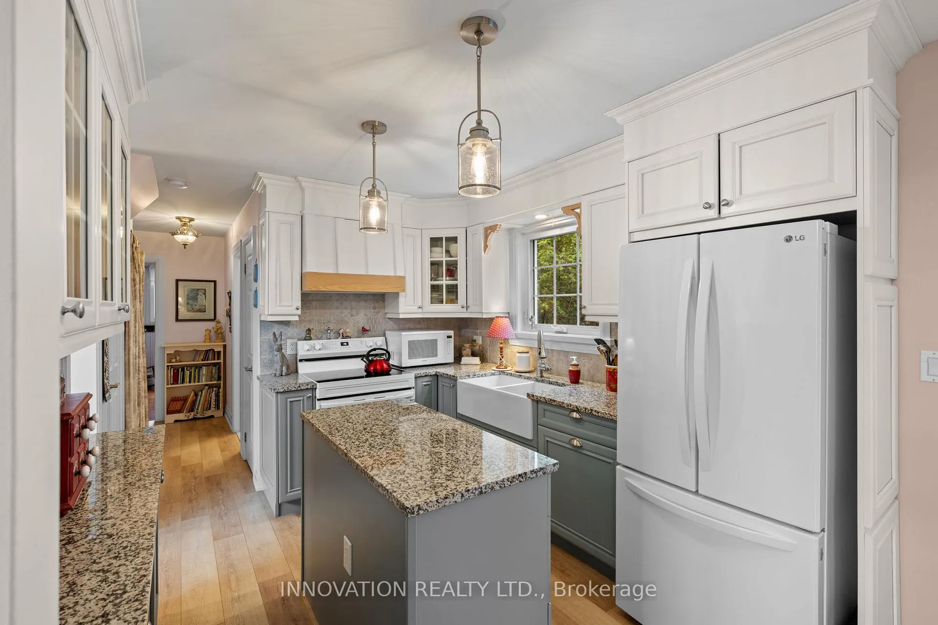 Photo 16 of 208 Davis Road, North Grenville, North Grenville Twp (Kemptville South) — HOMEH