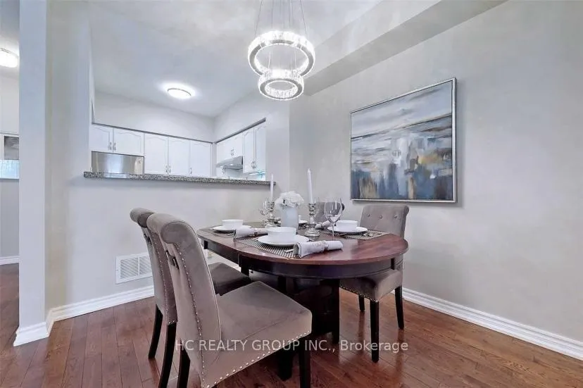 Photo 5 of Unit 11, 16 Cox Boulevard, Markham, Unionville — HOMEH