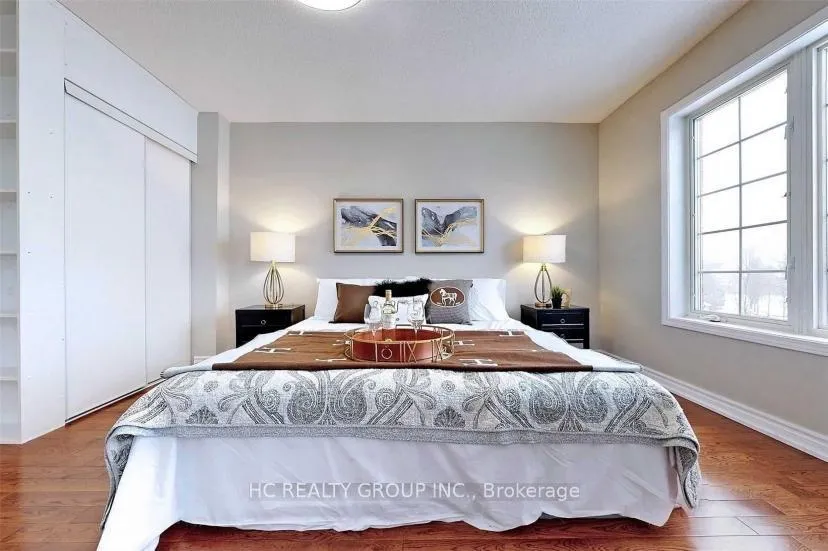 Photo 8 of Unit 11, 16 Cox Boulevard, Markham, Unionville — HOMEH