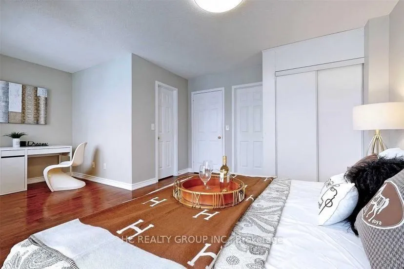 Photo 10 of Unit 11, 16 Cox Boulevard, Markham, Unionville — HOMEH
