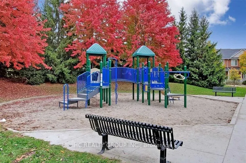 Photo 22 of Unit 11, 16 Cox Boulevard, Markham, Unionville — HOMEH