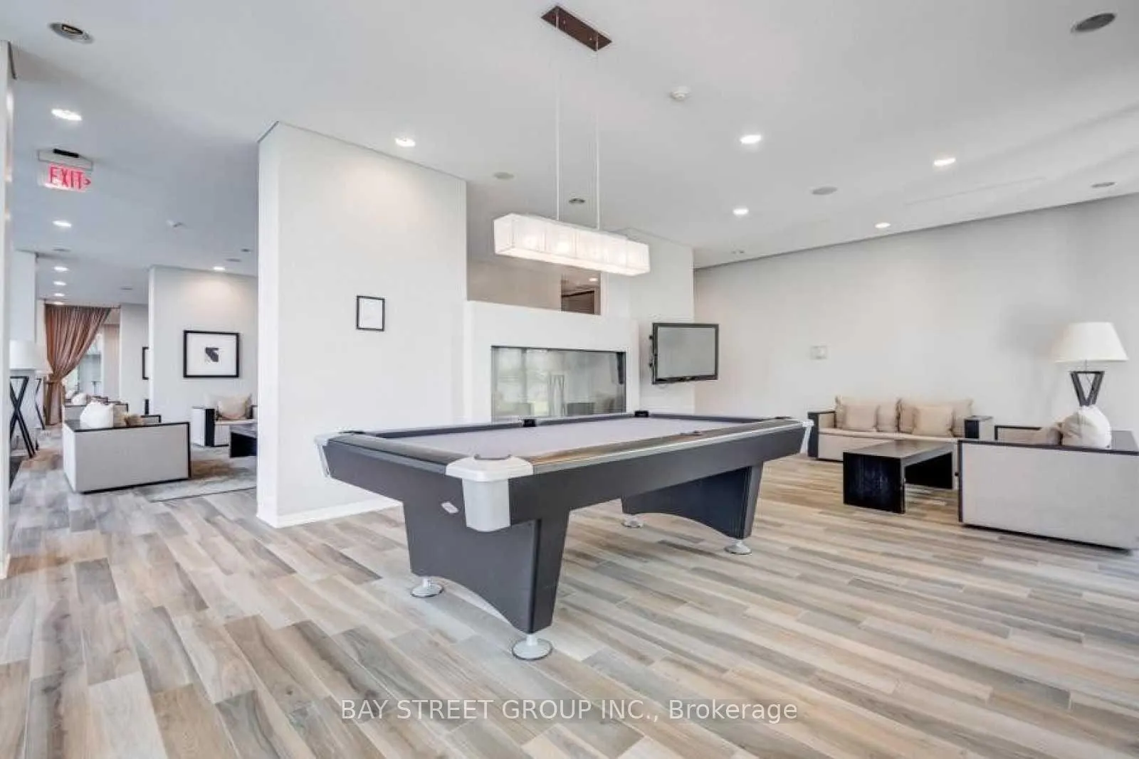Photo 17 of Unit 907, 33 Charles Street E, Toronto, Church-Yonge Corridor — HOMEH