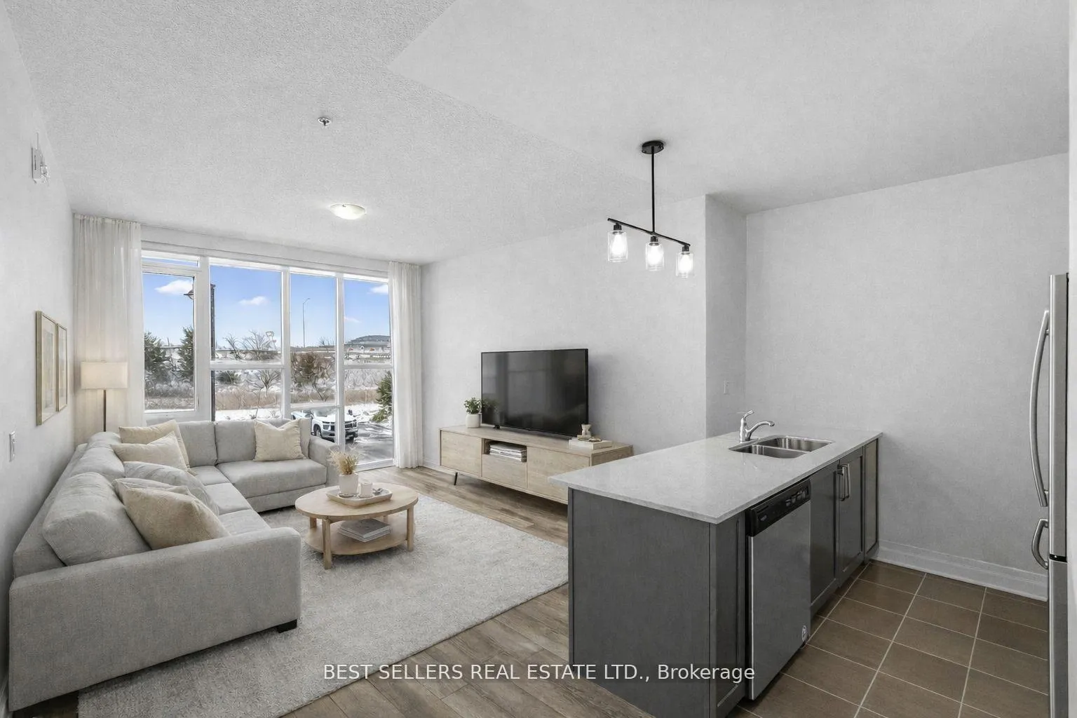 Photo 11 of Unit 220, 16 Concord Place, Grimsby, Grimsby Beach — HOMEH