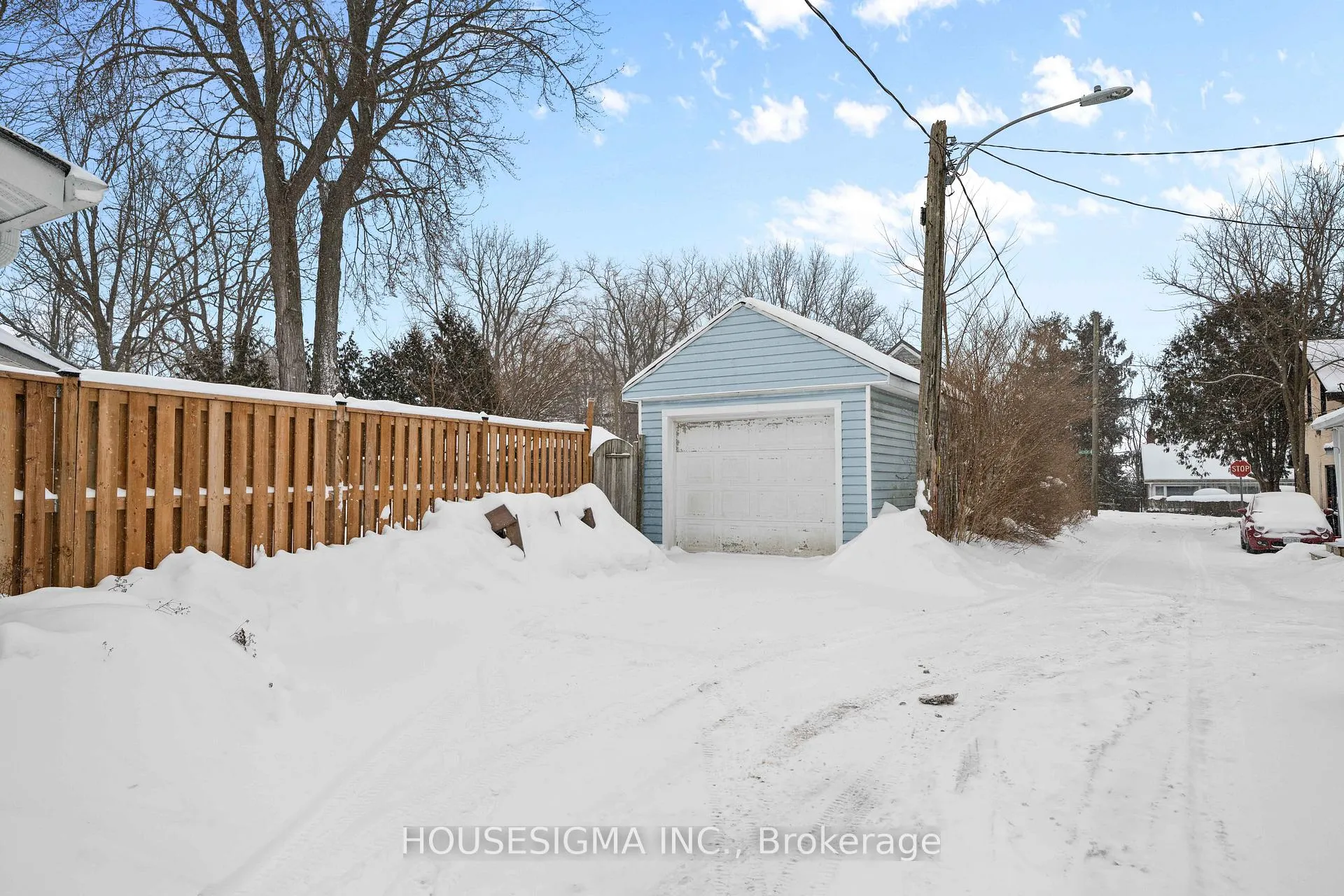 Photo 25 of 16 Centre Street, St. Thomas — HOMEH