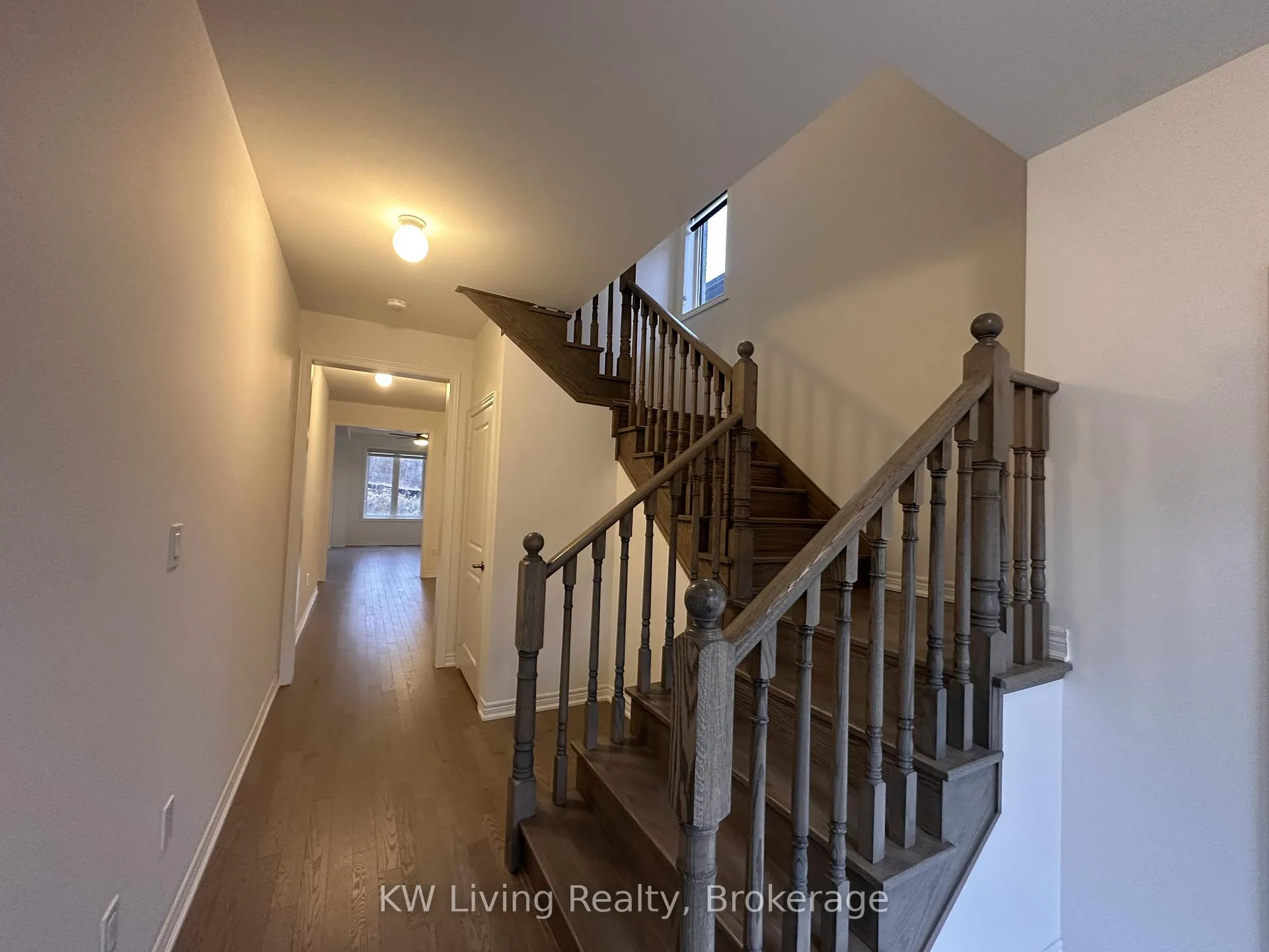 Photo 5 of 1266 Talisman Manor, Pickering, Rural Pickering — HOMEH