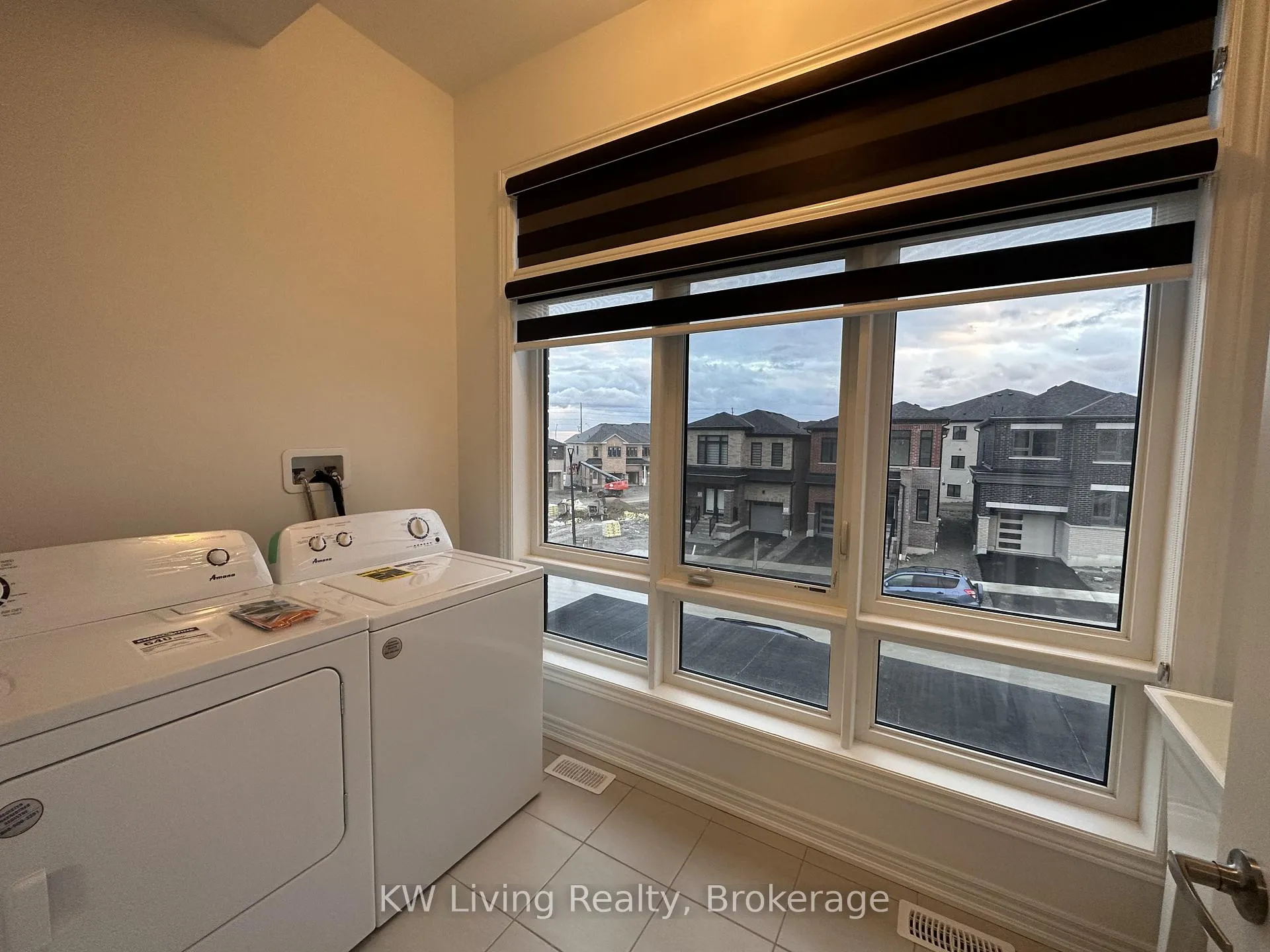 Photo 20 of 1266 Talisman Manor, Pickering, Rural Pickering — HOMEH