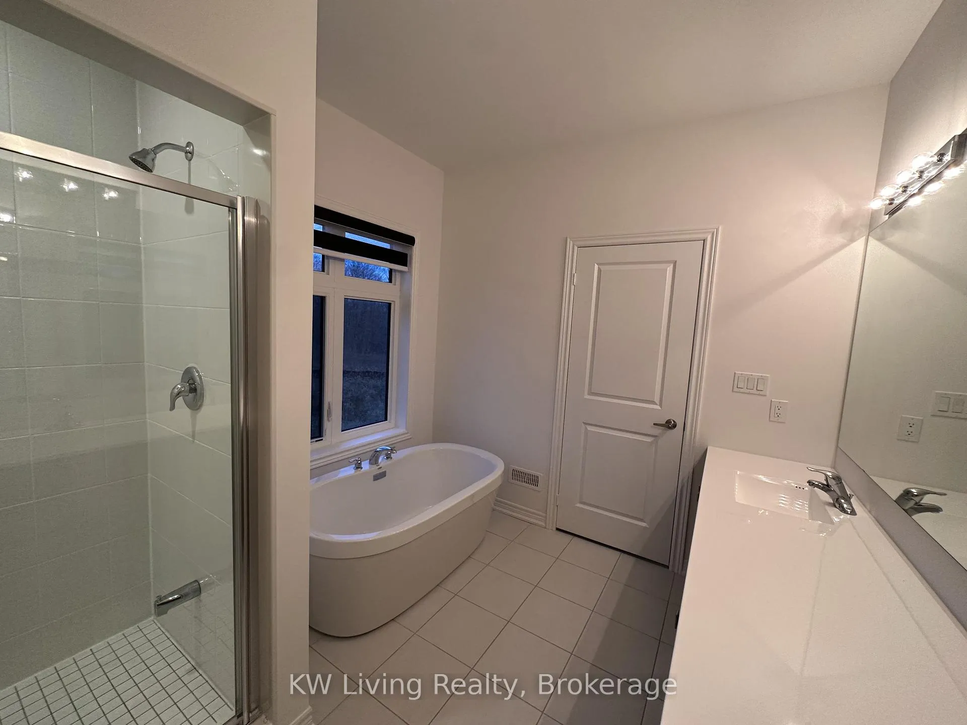 Photo 37 of 1266 Talisman Manor, Pickering, Rural Pickering — HOMEH