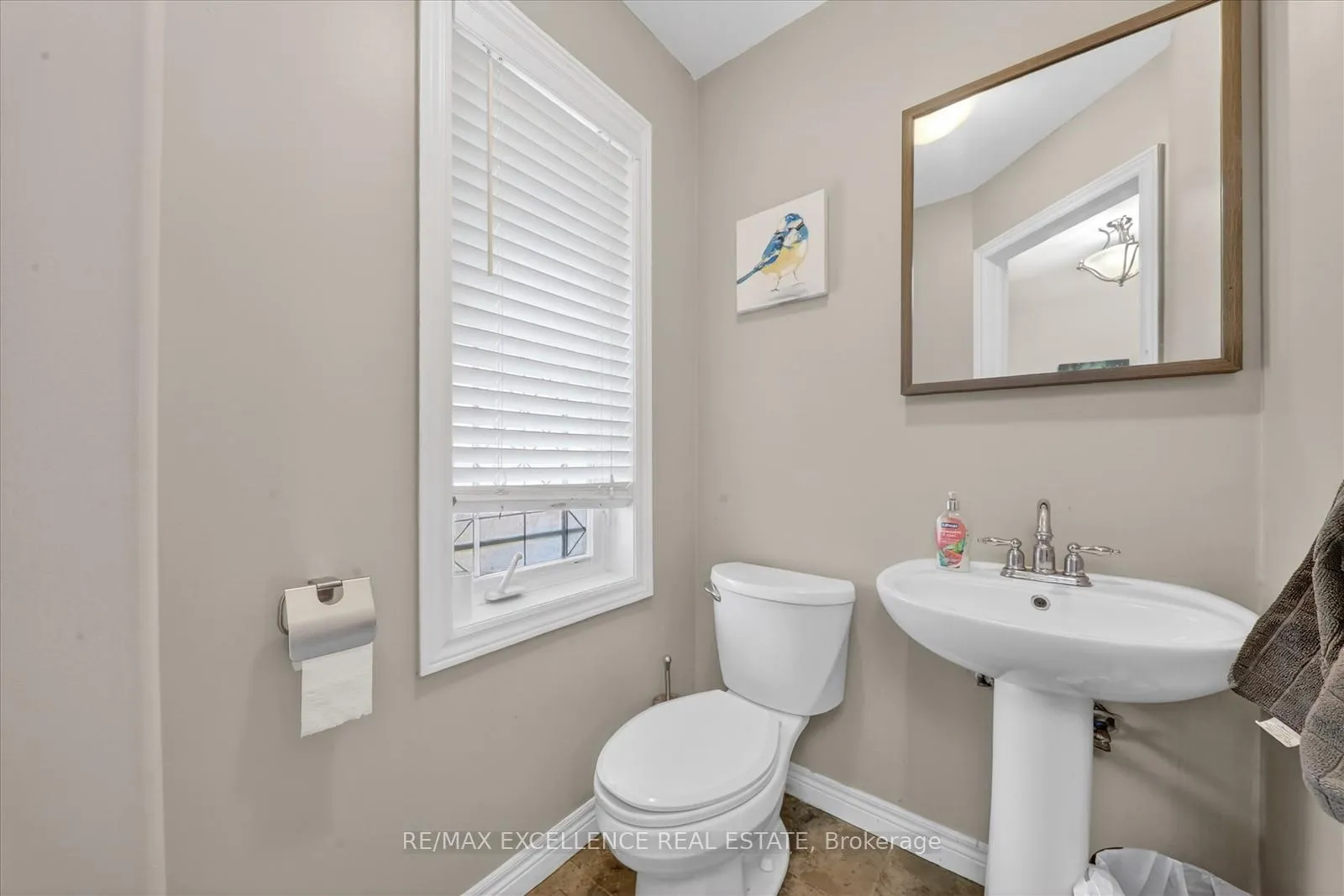 Photo 7 of 31 Donald Bell Drive, Hamilton, Binbrook — HOMEH
