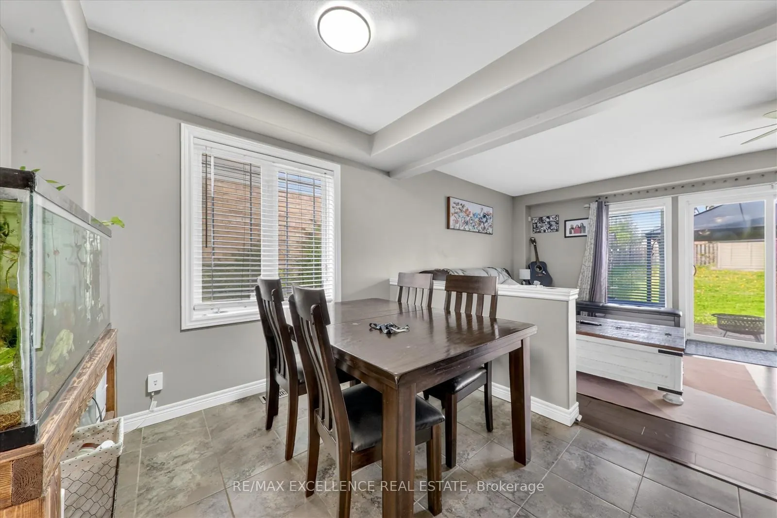 Photo 8 of 31 Donald Bell Drive, Hamilton, Binbrook — HOMEH