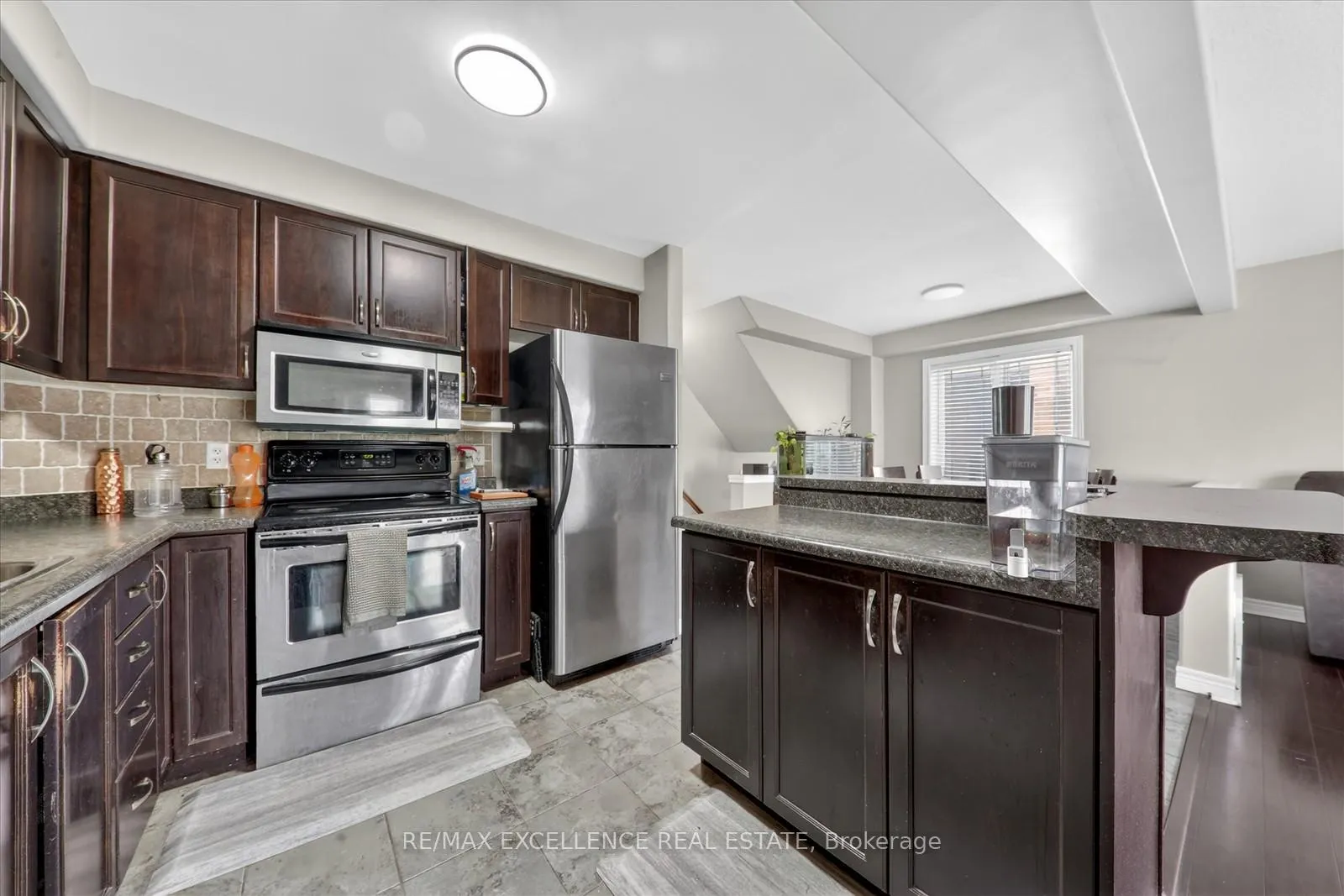 Photo 13 of 31 Donald Bell Drive, Hamilton, Binbrook — HOMEH