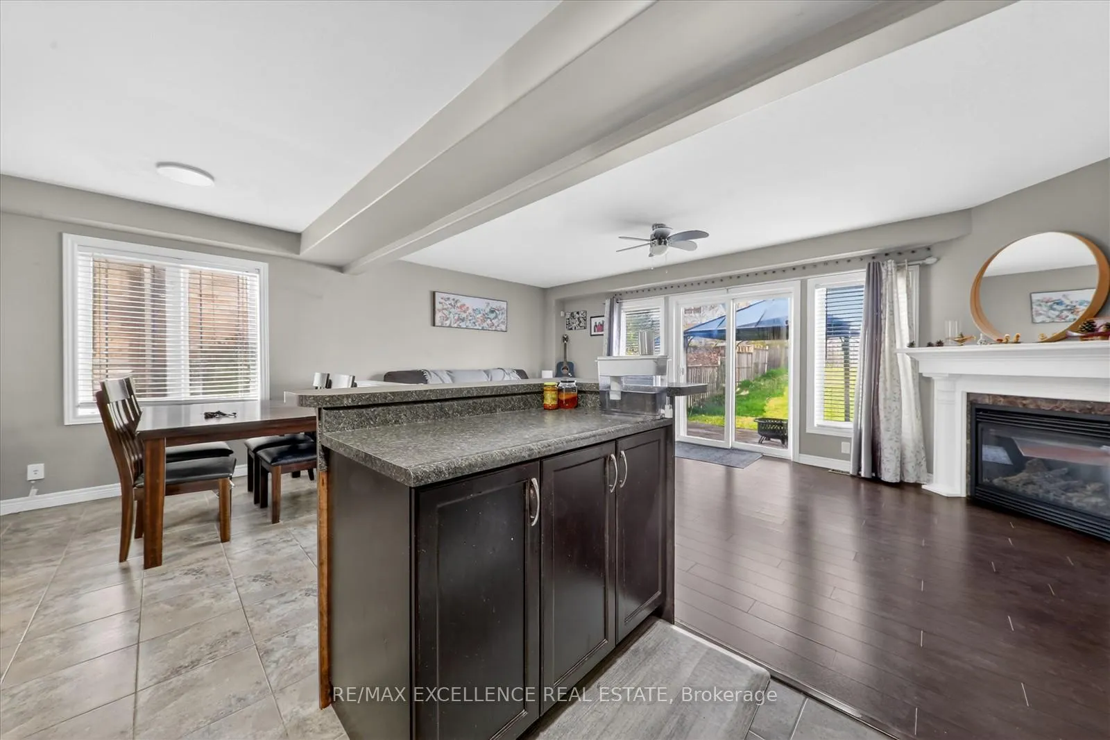 Photo 14 of 31 Donald Bell Drive, Hamilton, Binbrook — HOMEH