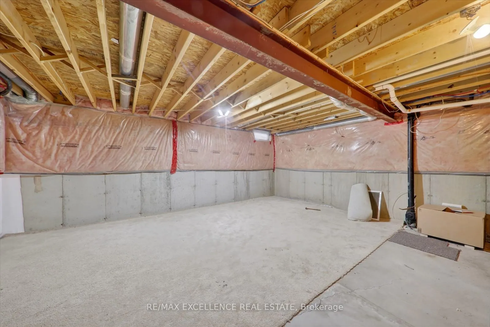 Photo 29 of 31 Donald Bell Drive, Hamilton, Binbrook — HOMEH