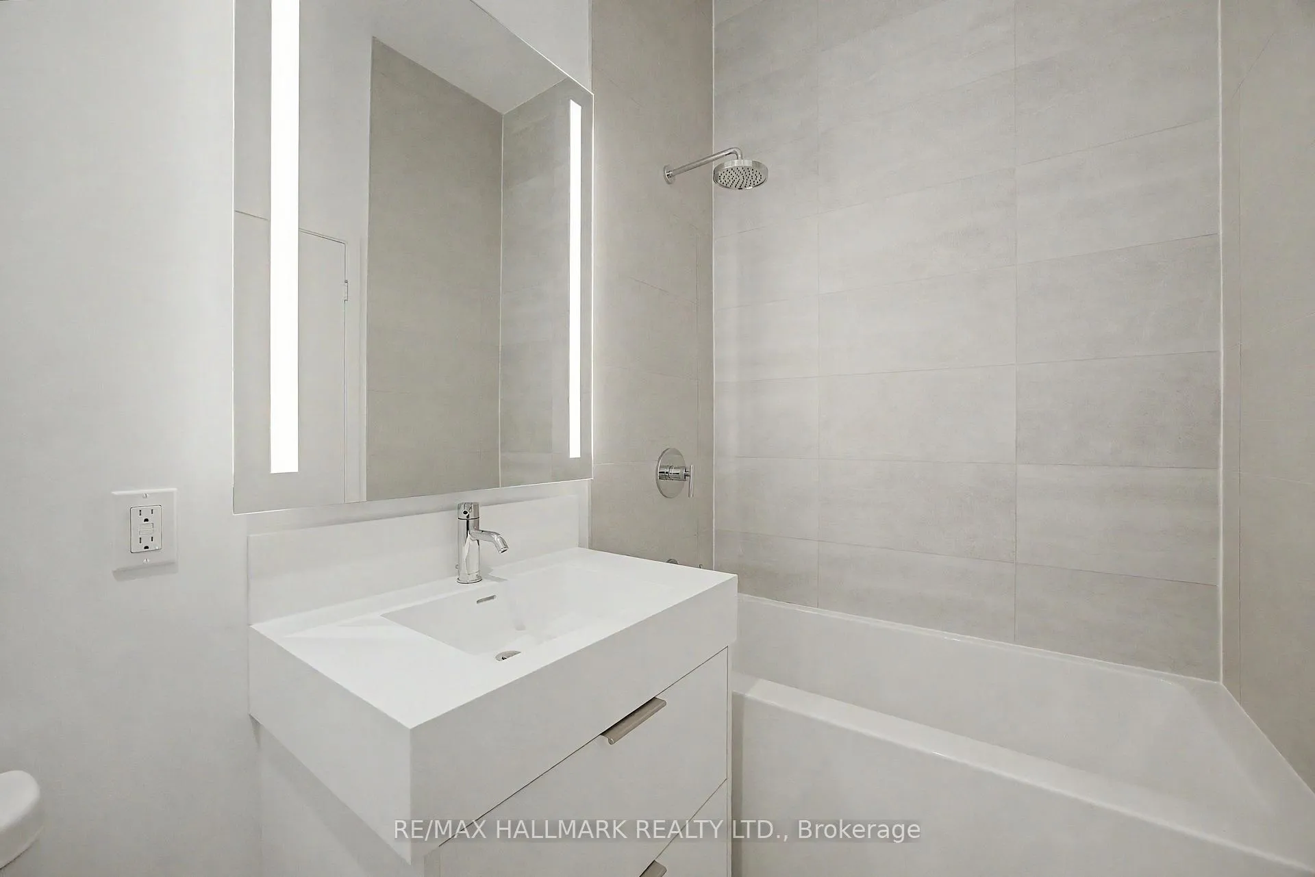 Photo 2 of Unit 3413, 308 Jarvis Street, Toronto, Church-Yonge Corridor — HOMEH
