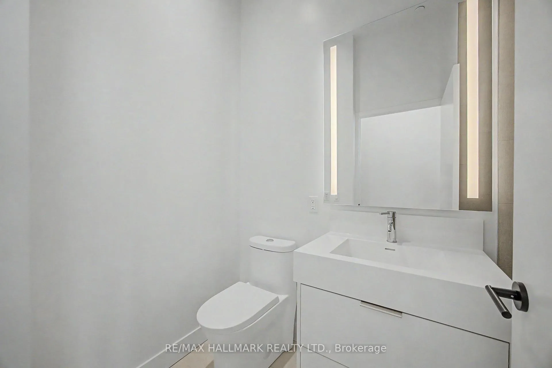 Photo 3 of Unit 3413, 308 Jarvis Street, Toronto, Church-Yonge Corridor — HOMEH