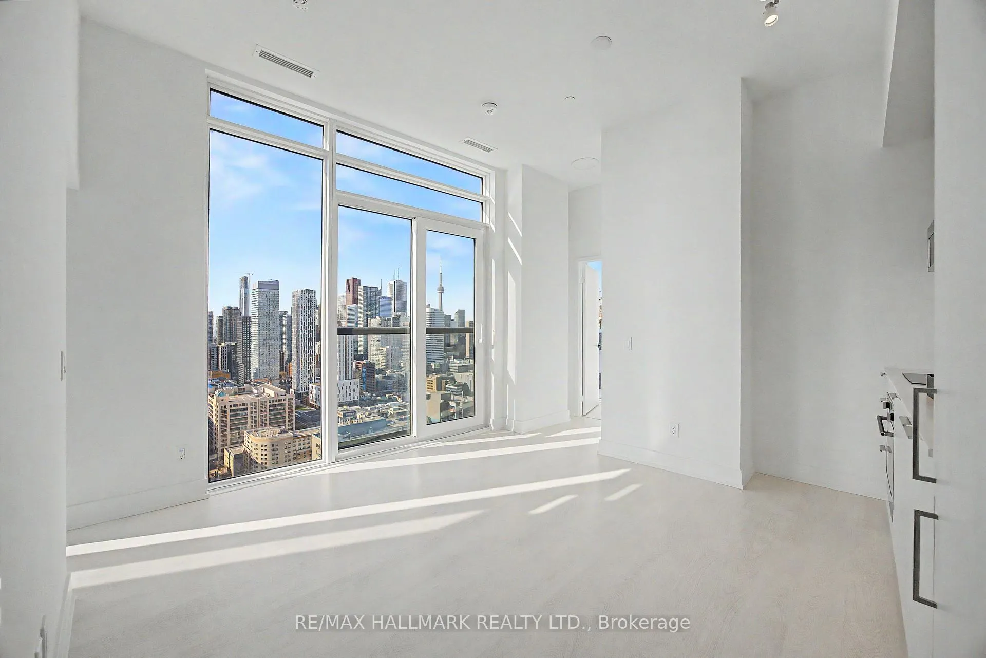 Photo 8 of Unit 3413, 308 Jarvis Street, Toronto, Church-Yonge Corridor — HOMEH