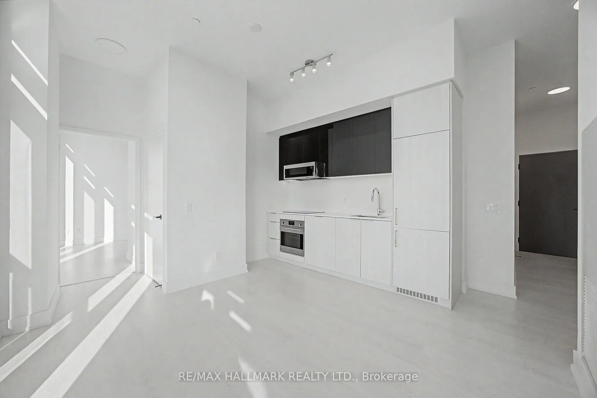 Photo 9 of Unit 3413, 308 Jarvis Street, Toronto, Church-Yonge Corridor — HOMEH