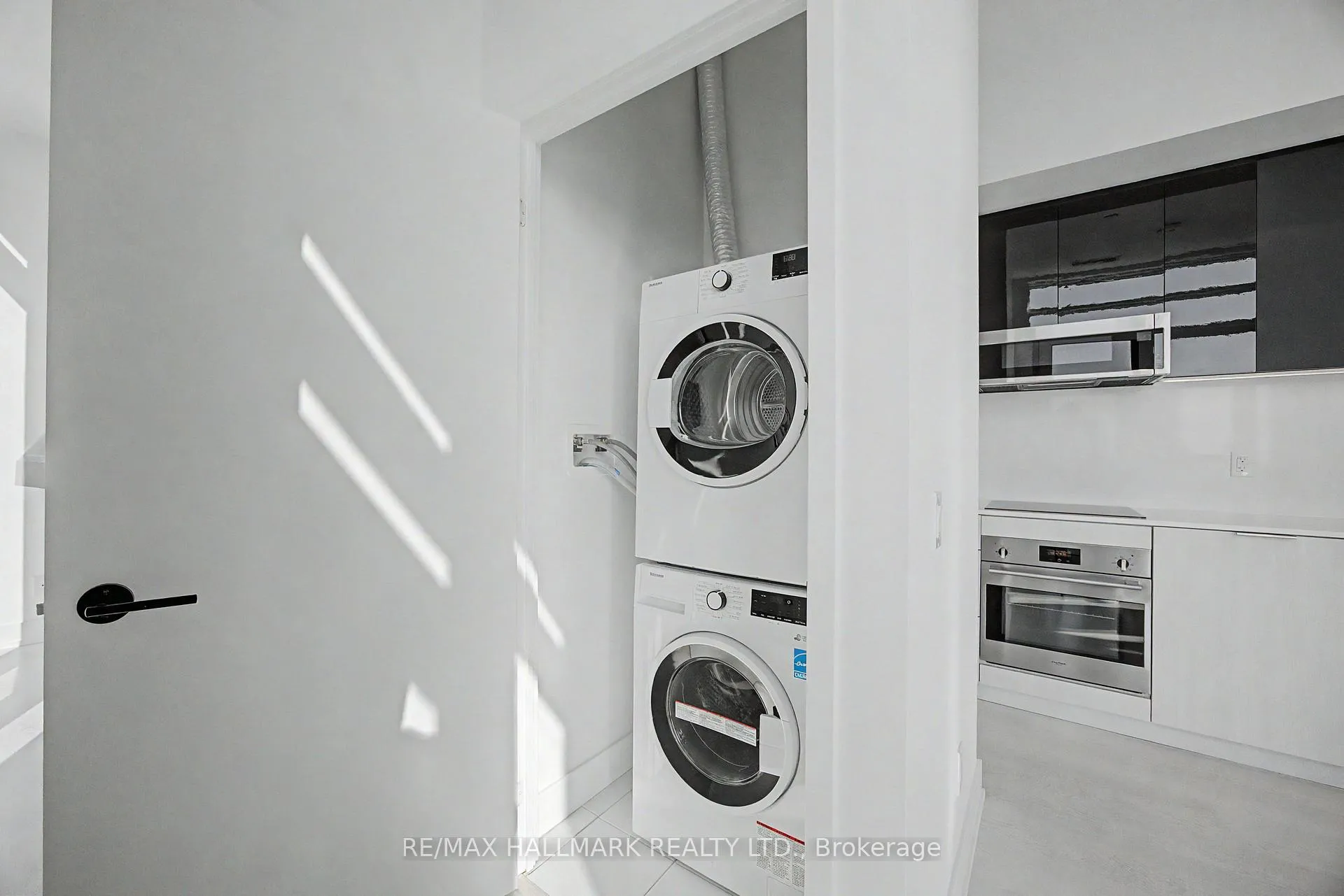 Photo 11 of Unit 3413, 308 Jarvis Street, Toronto, Church-Yonge Corridor — HOMEH
