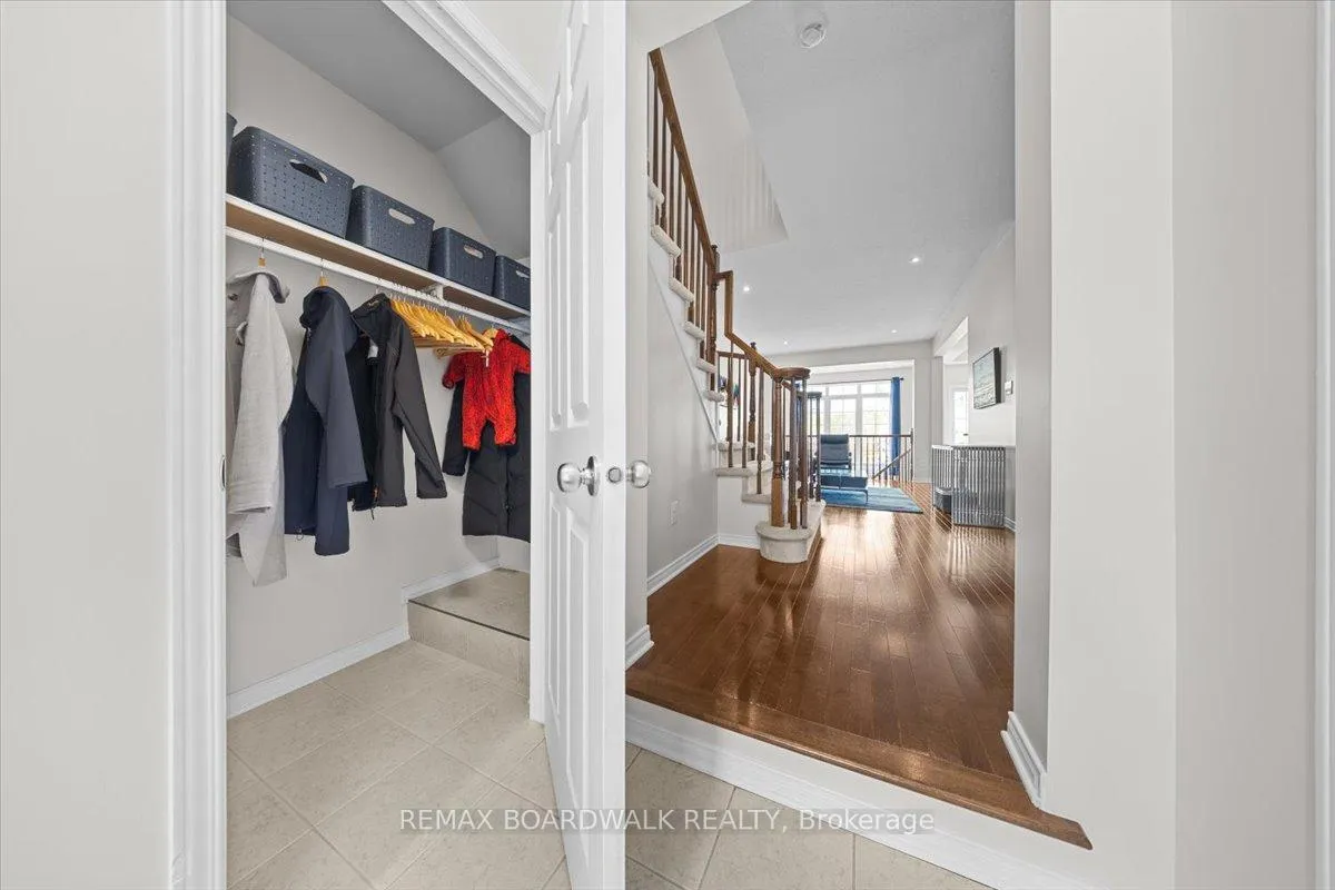 Photo 6 of 819 Kennacraig Private, Ottawa, Barrhaven - Stonebridge — HOMEH
