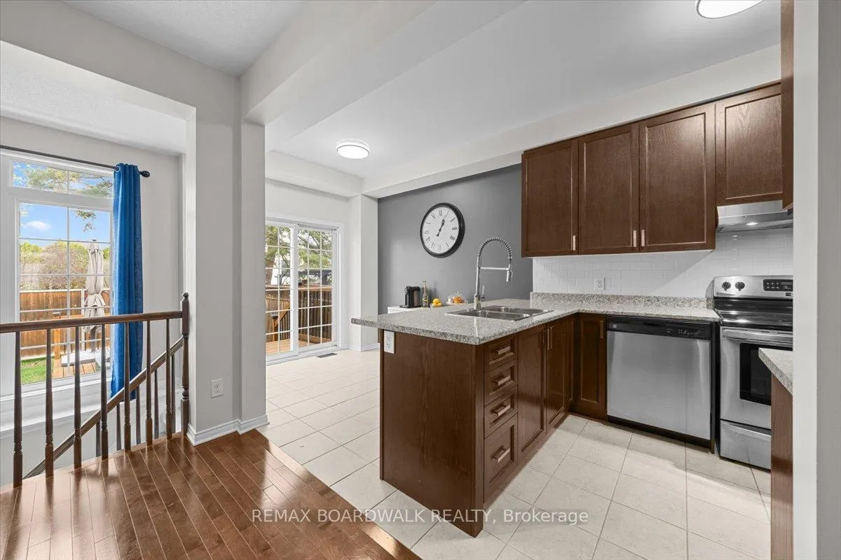 Photo 17 of 819 Kennacraig Private, Ottawa, Barrhaven - Stonebridge — HOMEH