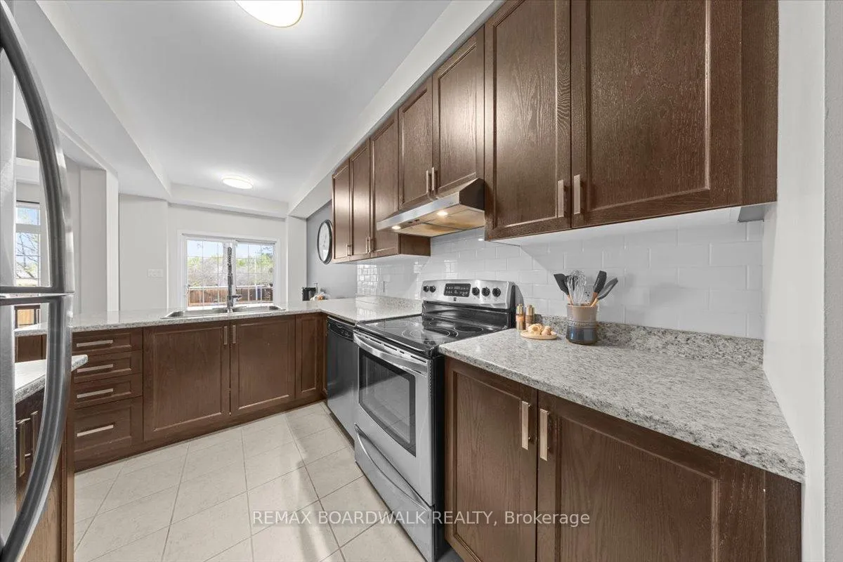 Photo 20 of 819 Kennacraig Private, Ottawa, Barrhaven - Stonebridge — HOMEH