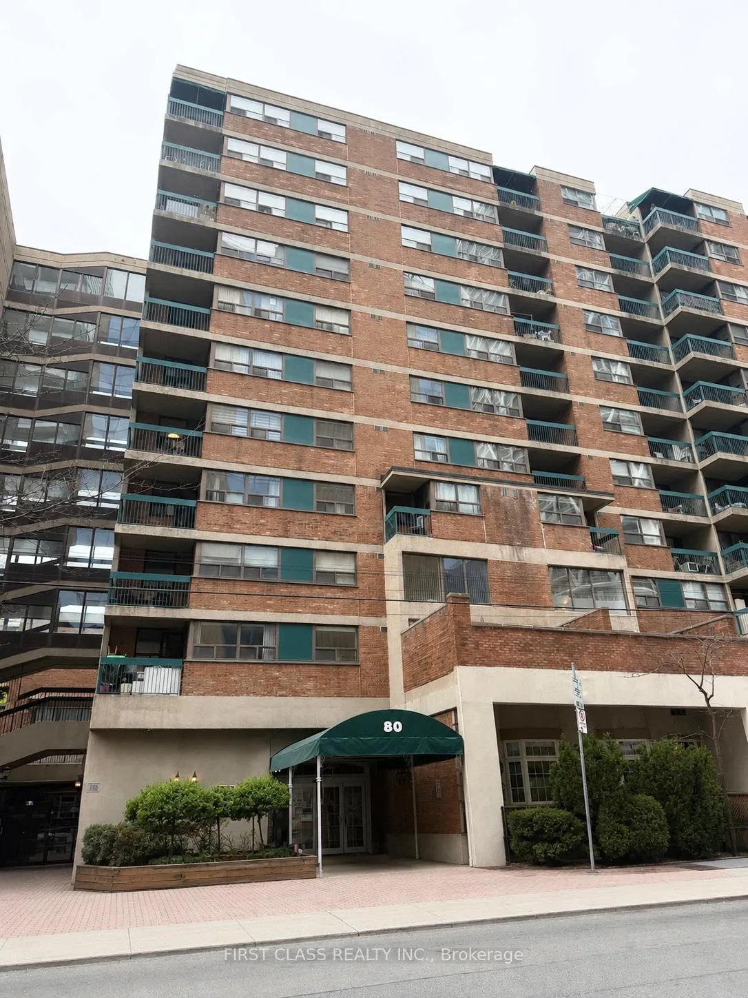Front of Unit 1116, 80 Saint Patrick Street