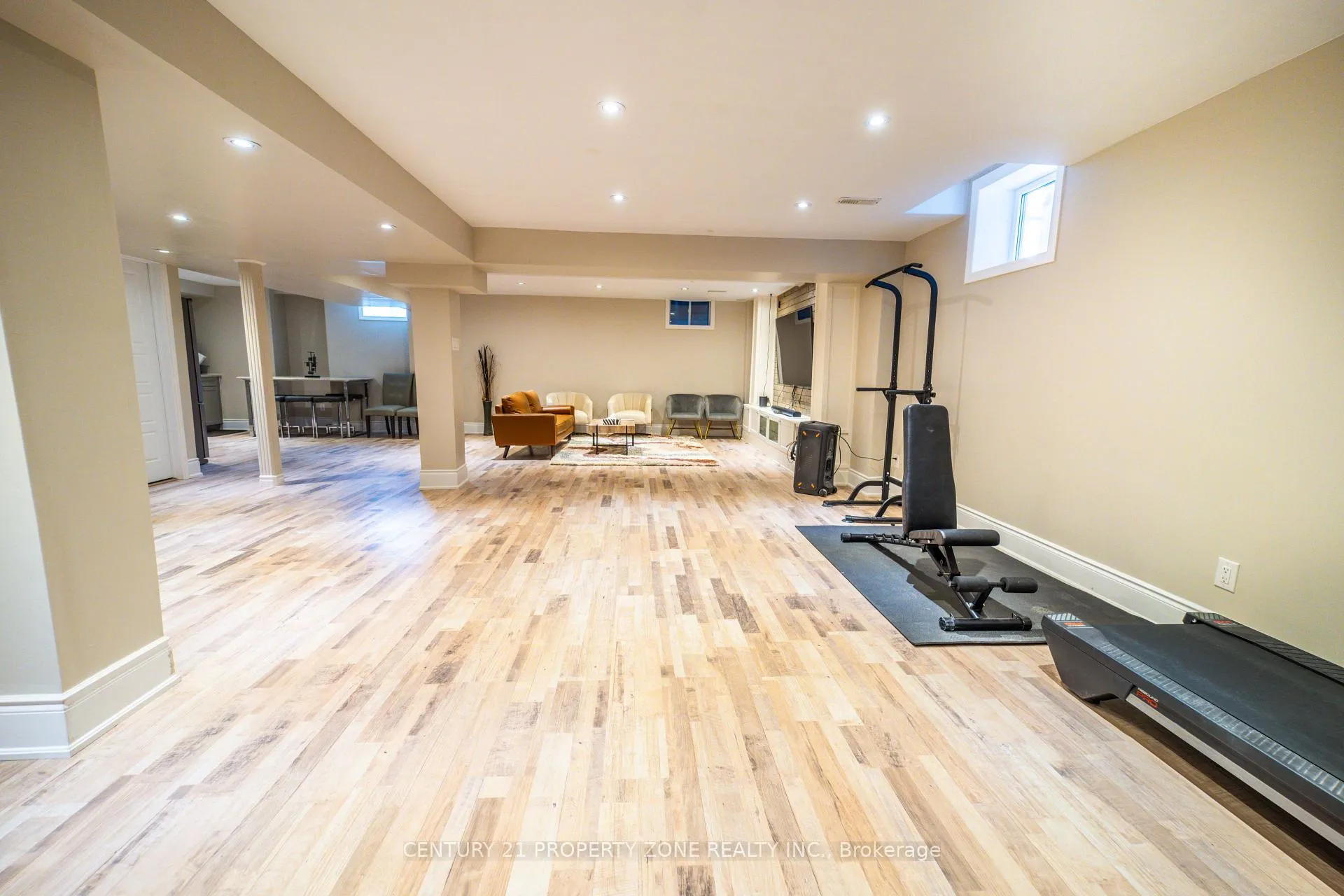 Photo 30 of 62 Impulse Circle, Brampton, Credit Valley — HOMEH