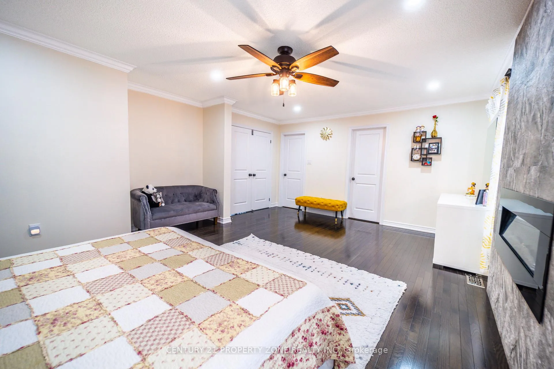 Photo 37 of 62 Impulse Circle, Brampton, Credit Valley — HOMEH