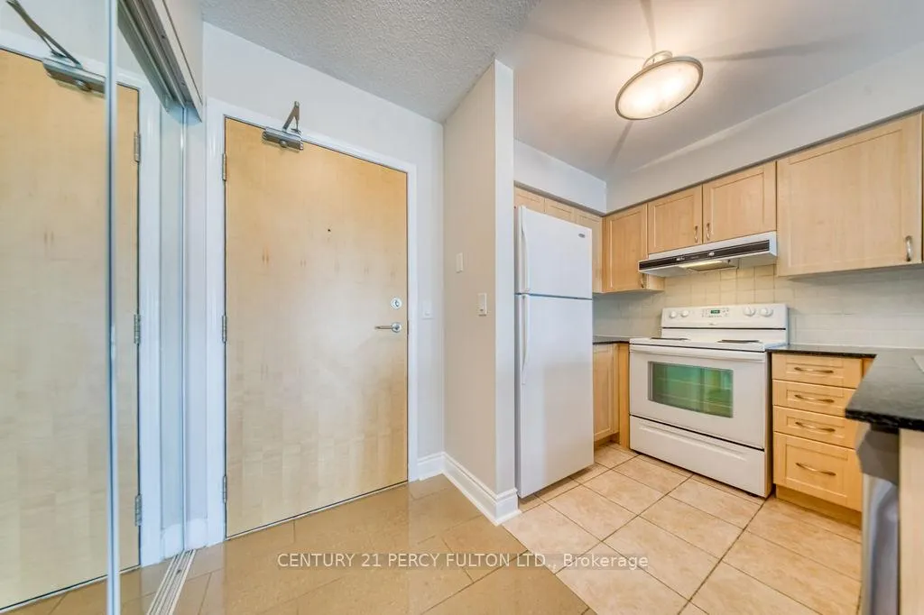 Photo 6 of Unit 601, 55 South Town Centre Boulevard, Markham, Unionville — HOMEH