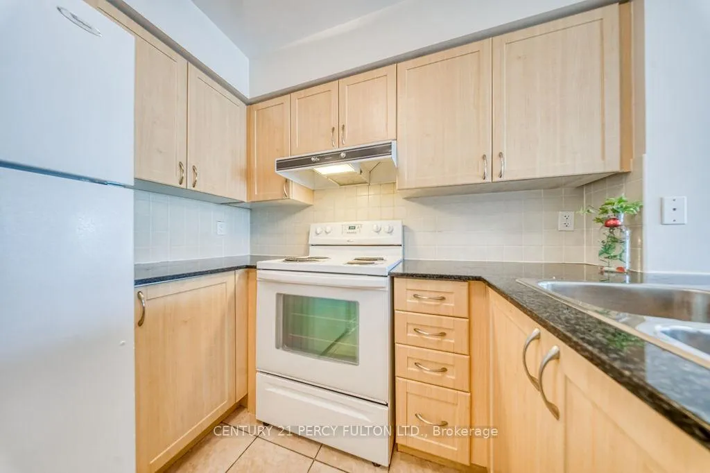 Photo 9 of Unit 601, 55 South Town Centre Boulevard, Markham, Unionville — HOMEH