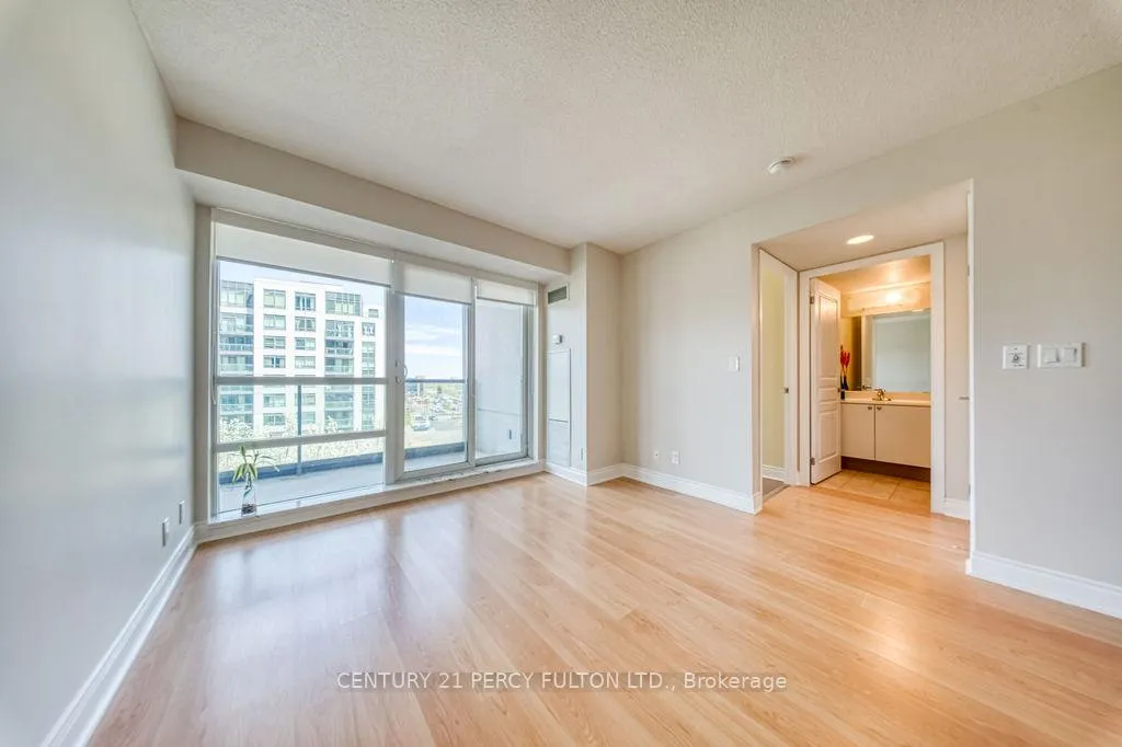Photo 13 of Unit 601, 55 South Town Centre Boulevard, Markham, Unionville — HOMEH