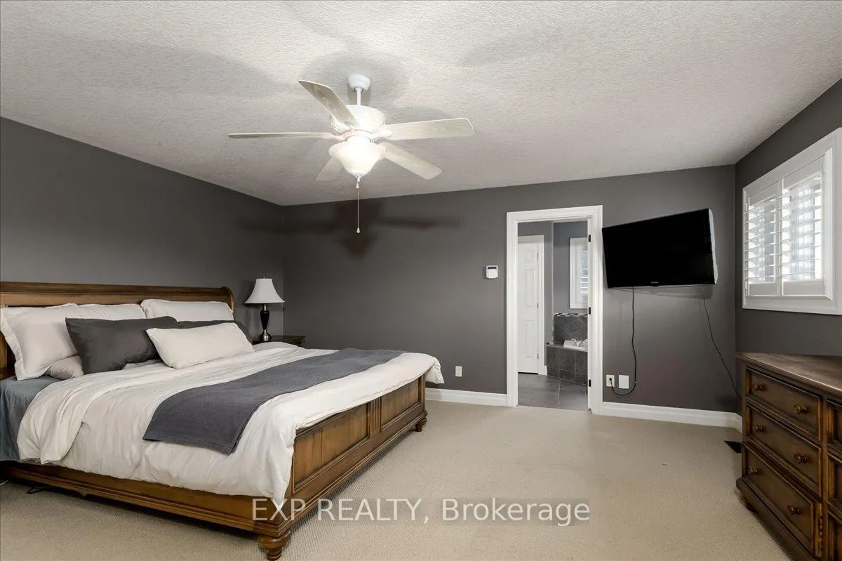 Photo 17 of 80 Foxhollow Drive, Thames Centre, Dorchester — HOMEH
