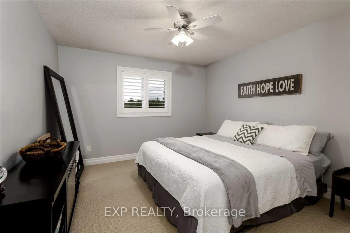Photo 20 of 80 Foxhollow Drive, Thames Centre, Dorchester — HOMEH