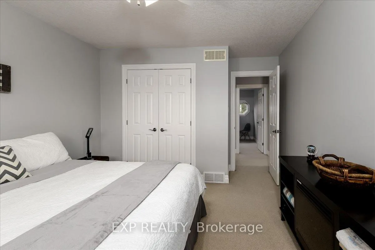 Photo 21 of 80 Foxhollow Drive, Thames Centre, Dorchester — HOMEH