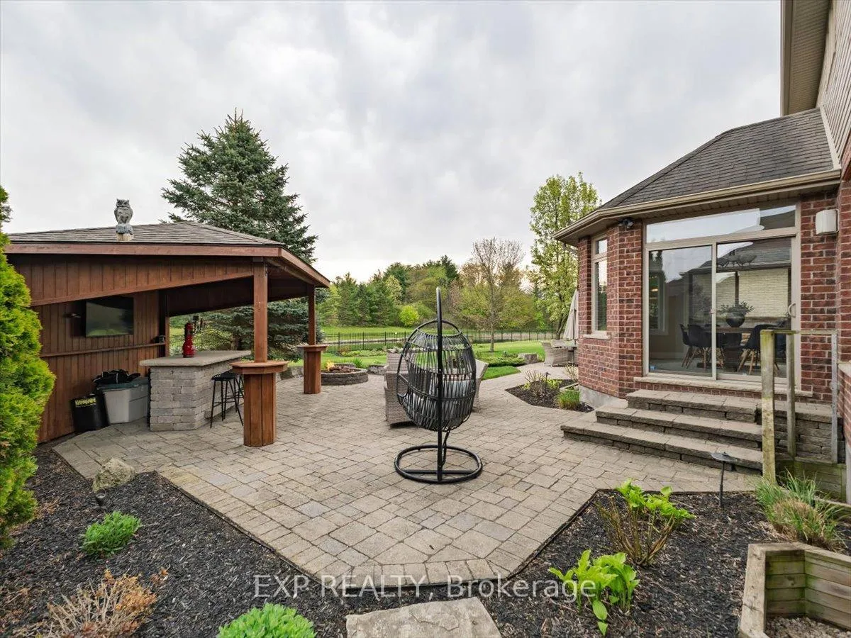 Photo 33 of 80 Foxhollow Drive, Thames Centre, Dorchester — HOMEH