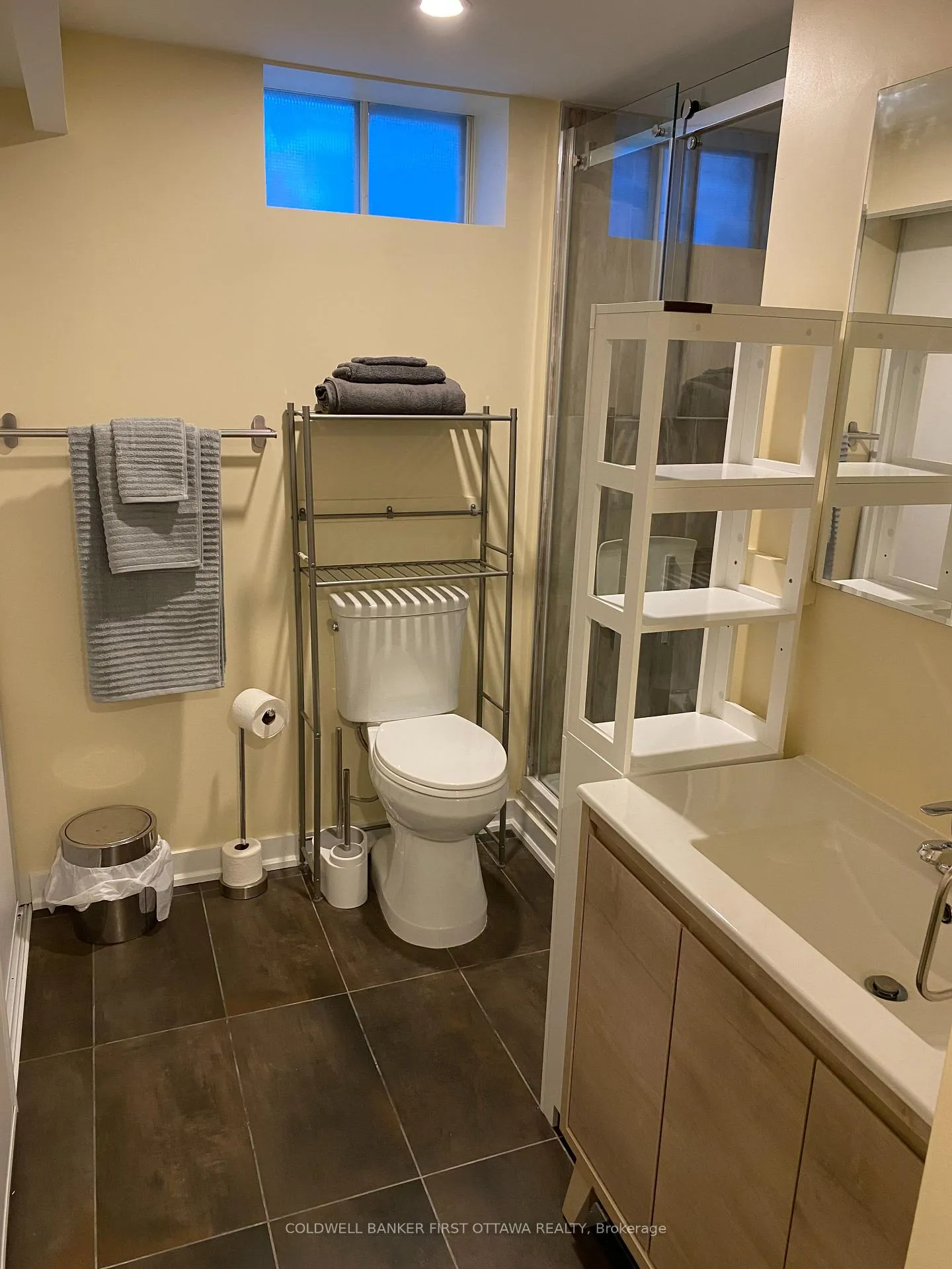 Photo 11 of 1106 Morin Road, Ottawa, Cumberland Estates — HOMEH