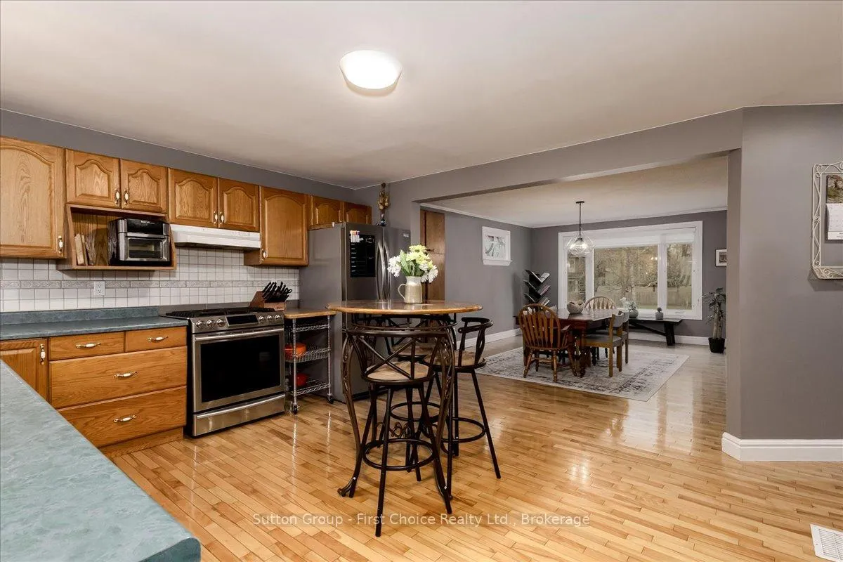 Photo 13 of 202 Huron Road, Perth South, Sebringville — HOMEH
