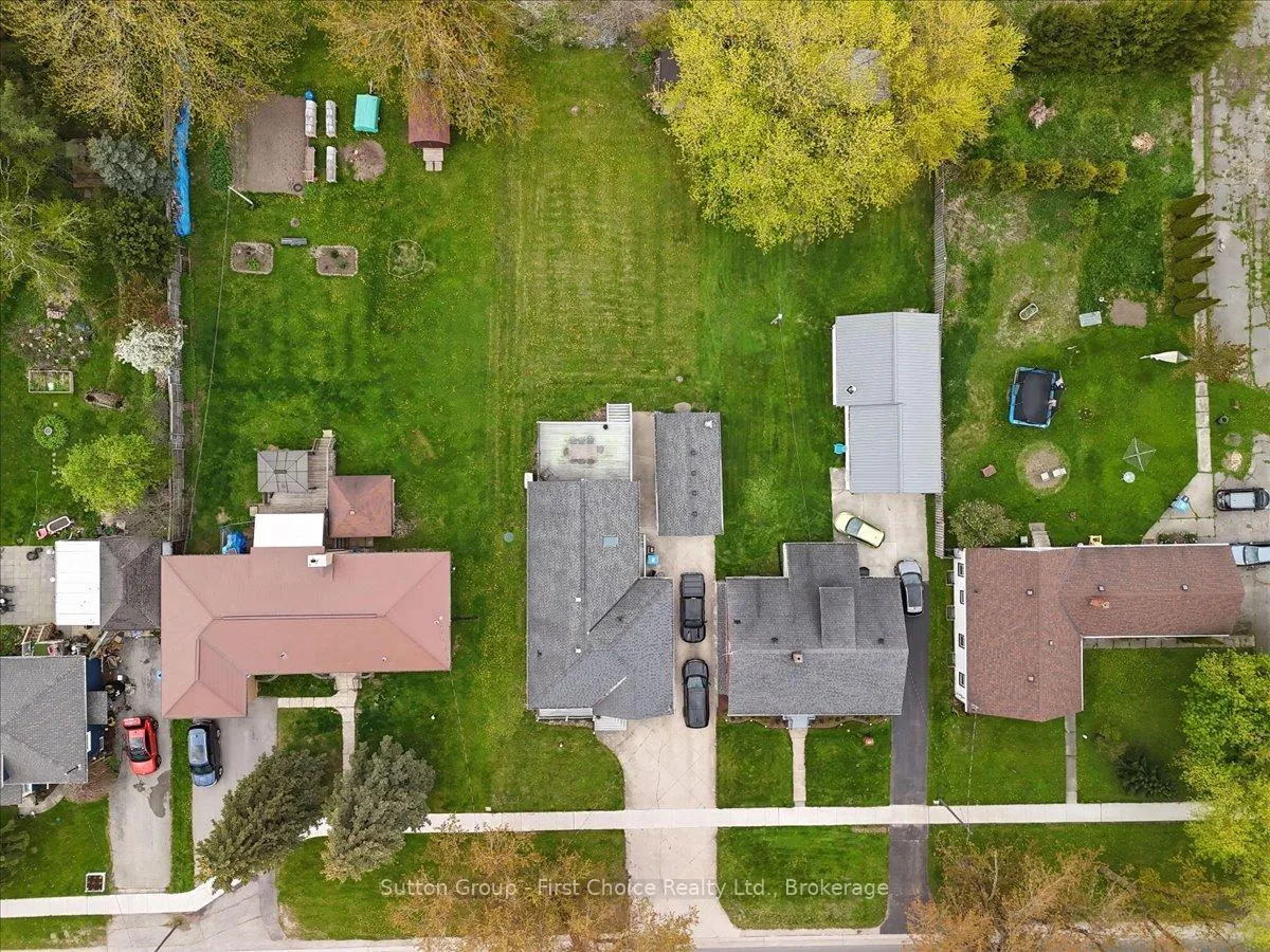 Photo 35 of 202 Huron Road, Perth South, Sebringville — HOMEH