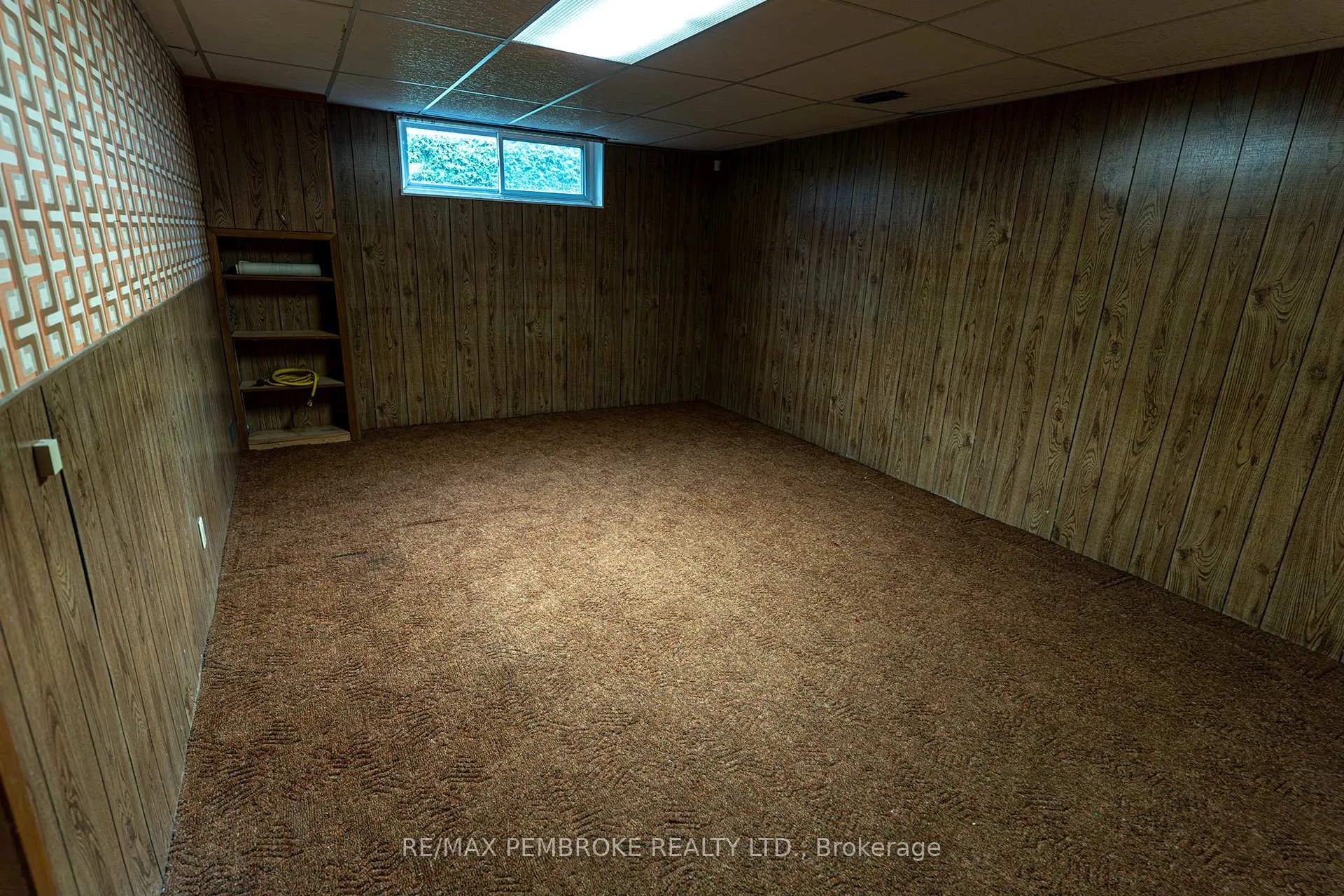 Photo 37 of 2 Silke Drive, Petawawa — HOMEH