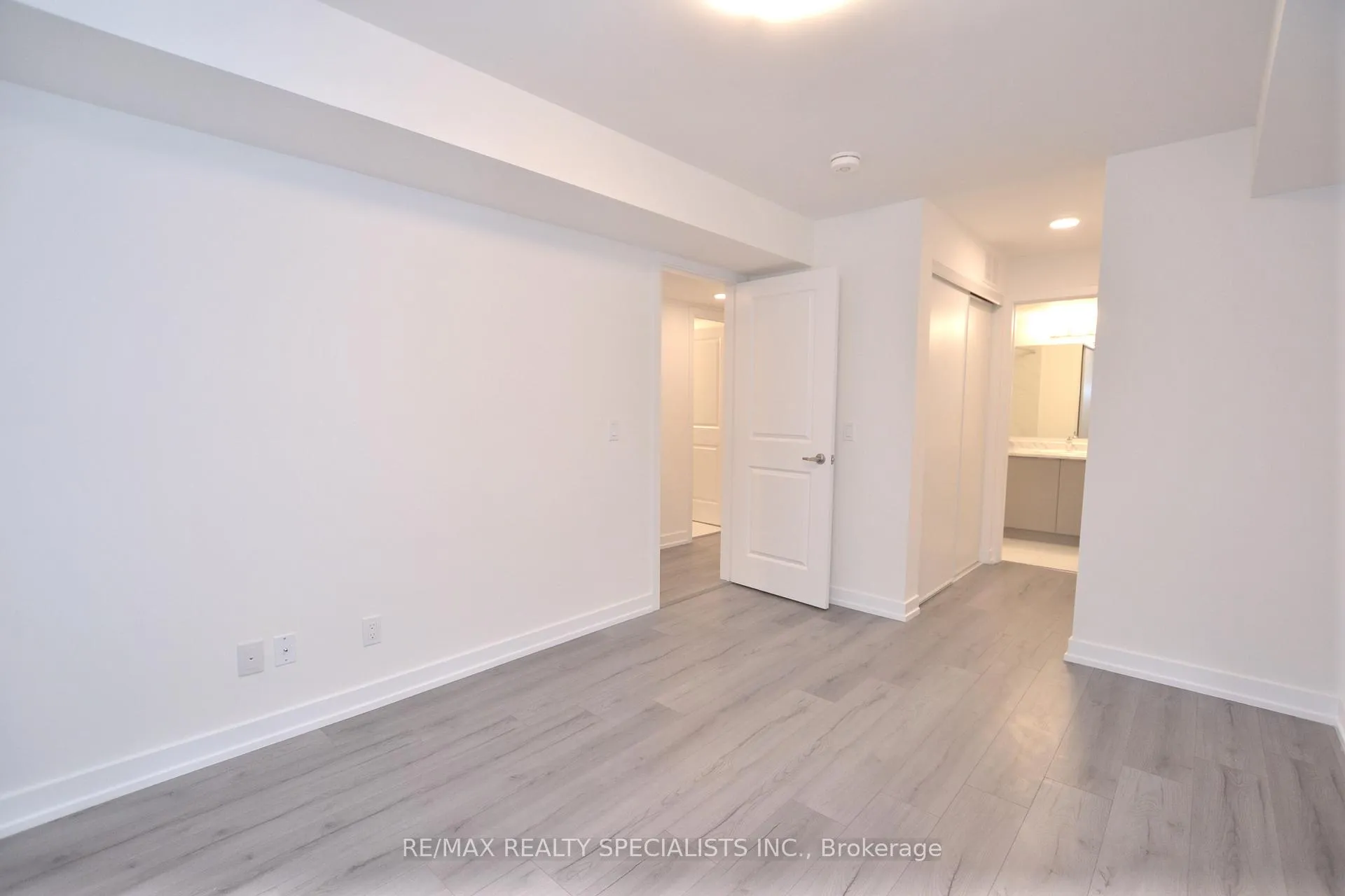 Photo 12 of Unit 123, 3066 Sixth Line, Oakville, Glenorchy — HOMEH