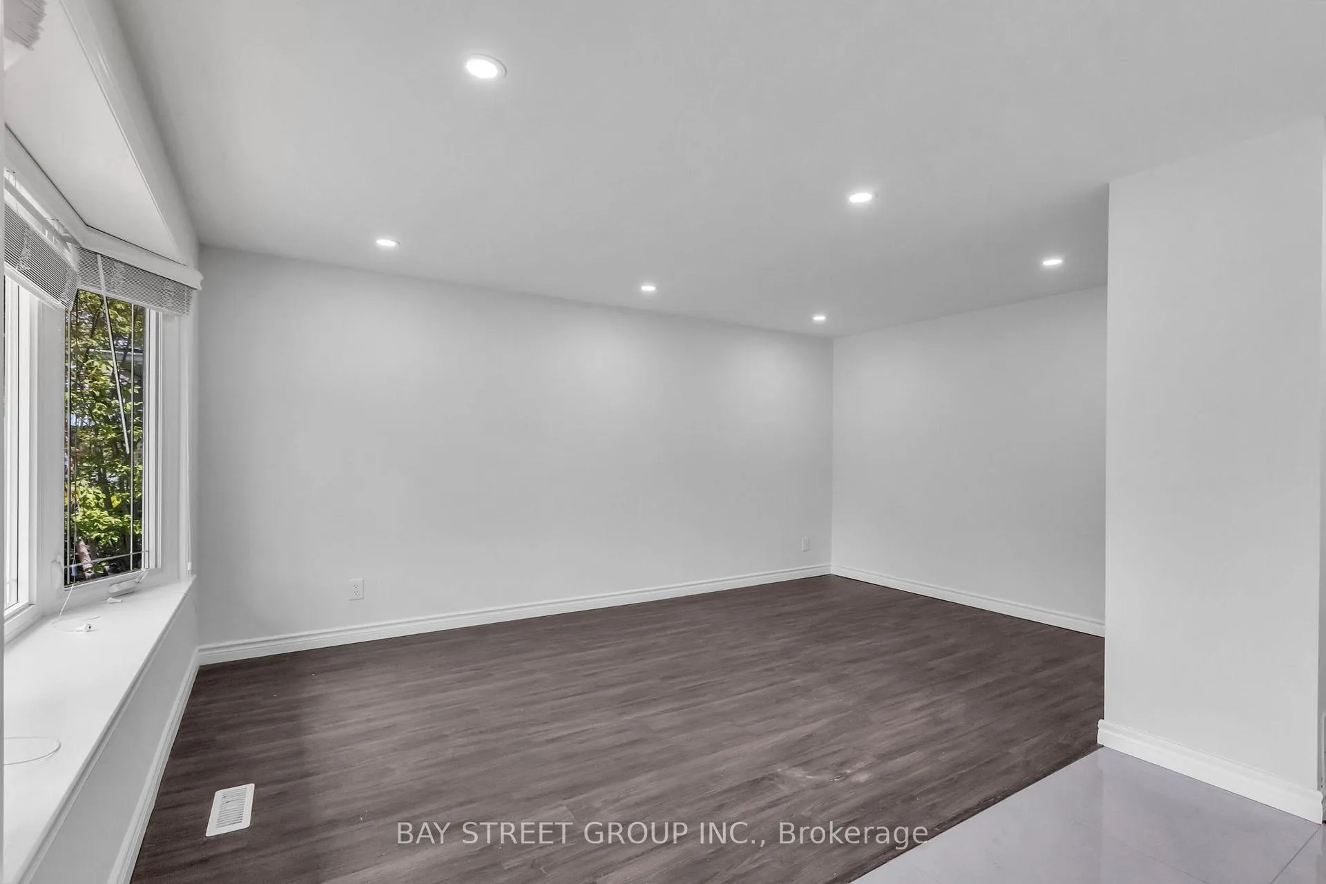Photo 5 of 66 Amos Avenue, Waterloo, Beechwood — HOMEH