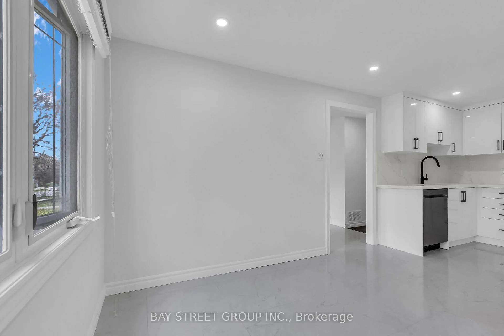Photo 10 of 66 Amos Avenue, Waterloo, Beechwood — HOMEH